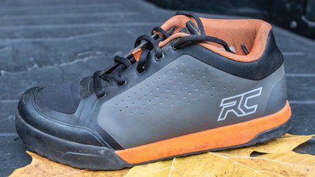 ride-concepts-powerline-shoe-cover.jpg