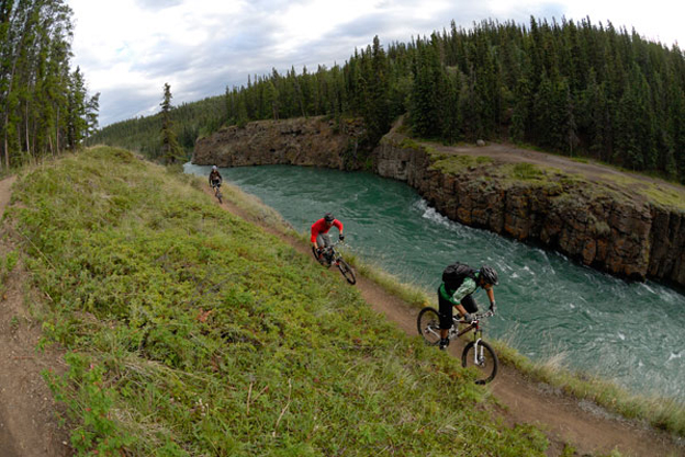 boréale biking yukon nsmb 2009