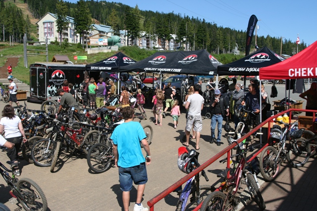 Rocky Mountain Bicycles, Raceface and Marzocchi took over the area infront of Alpine Lodge