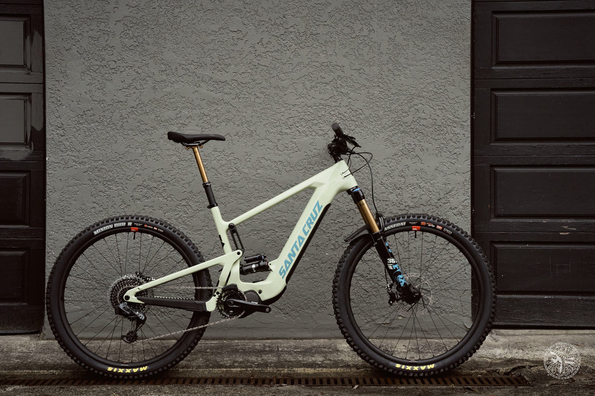 santa cruz ebike frame