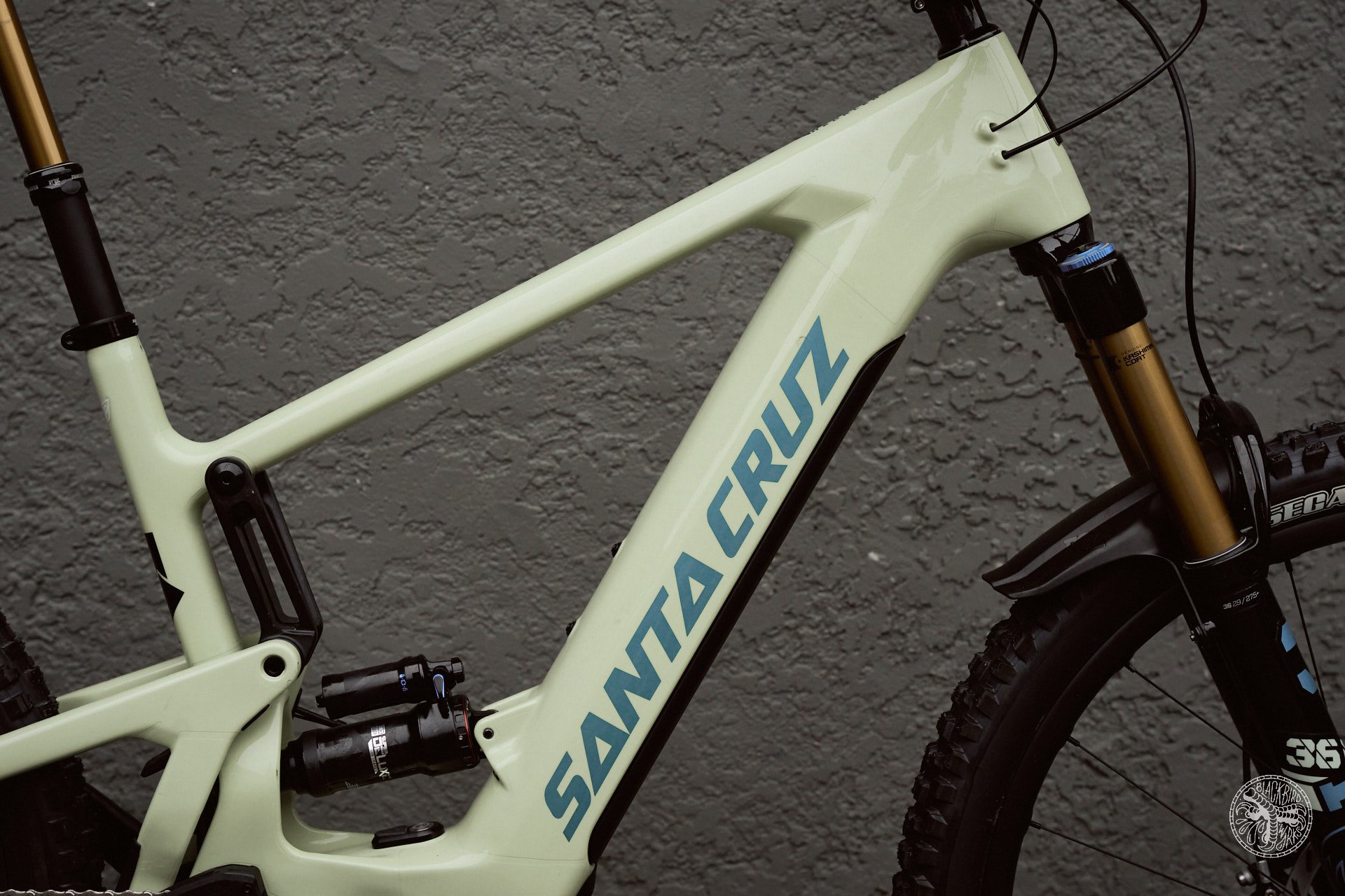 Santa cruz full online suspension ebike