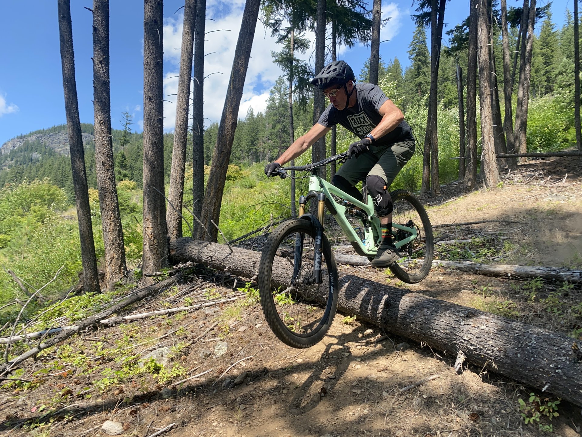 2023 yeti sb160 keith elliot 1