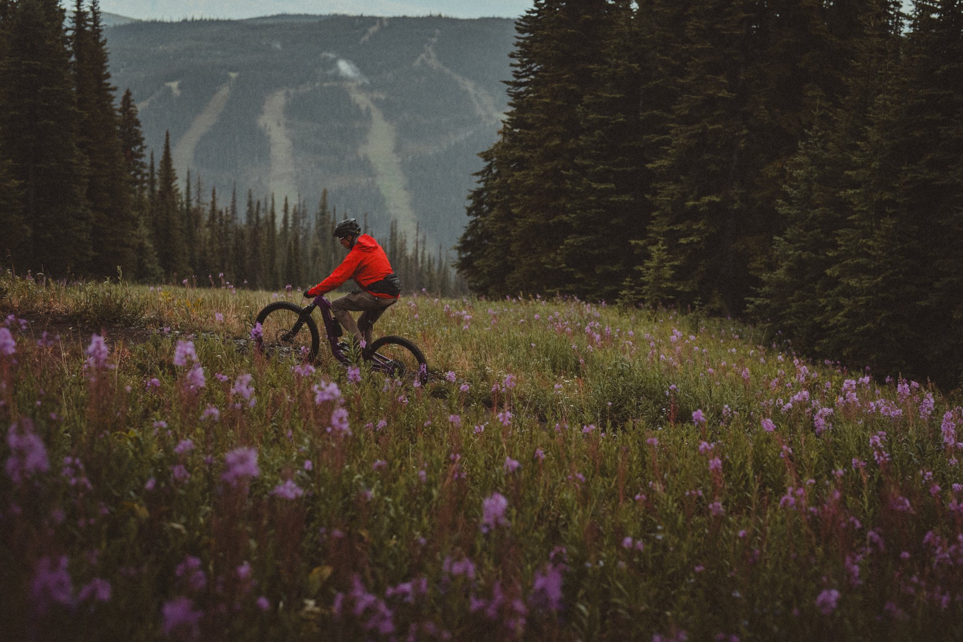 Introducing the 2024 Santa Cruz Heckler SL eMTB