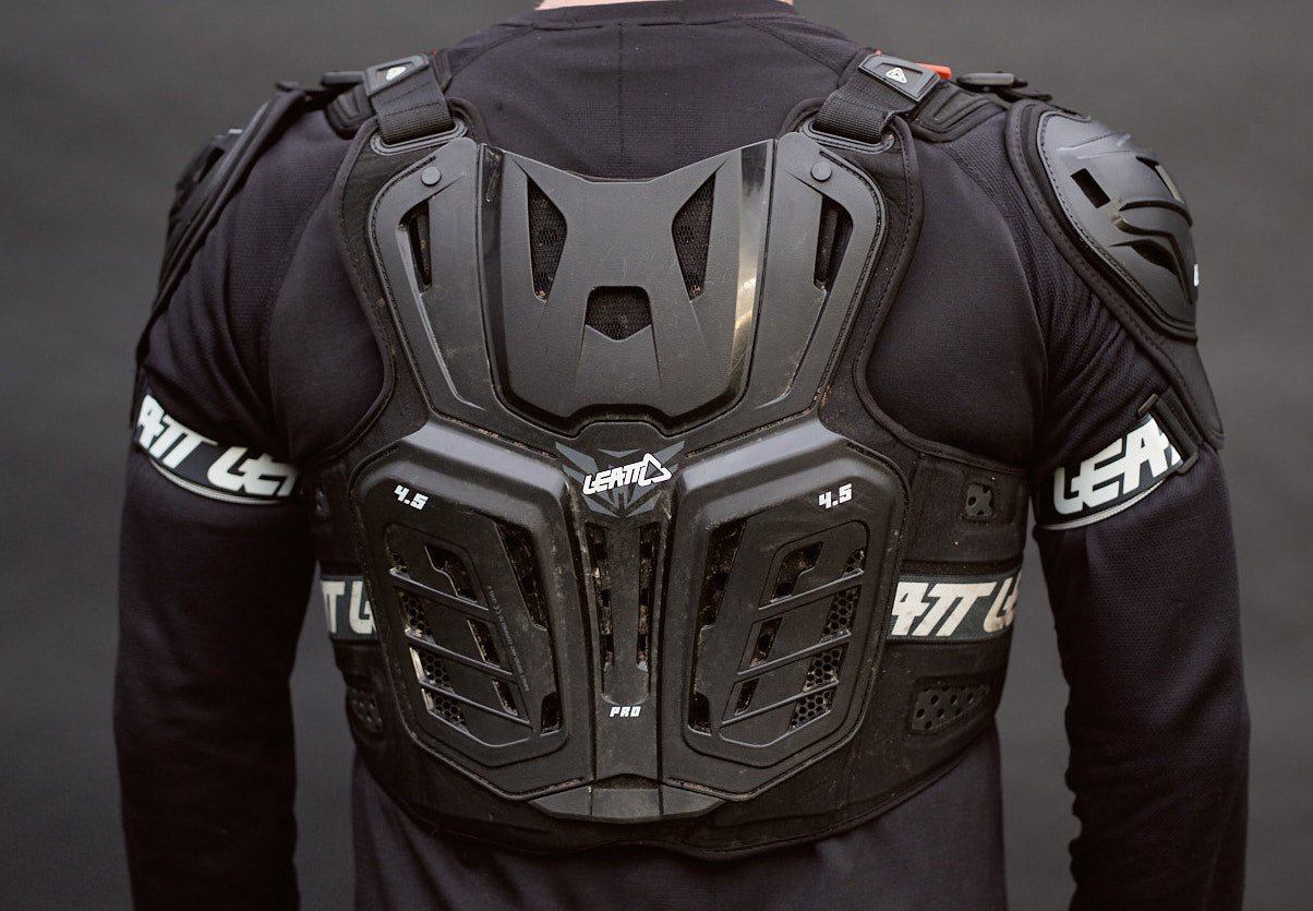 Leatt 4.5 Black Chest Protector size 2X-Large 