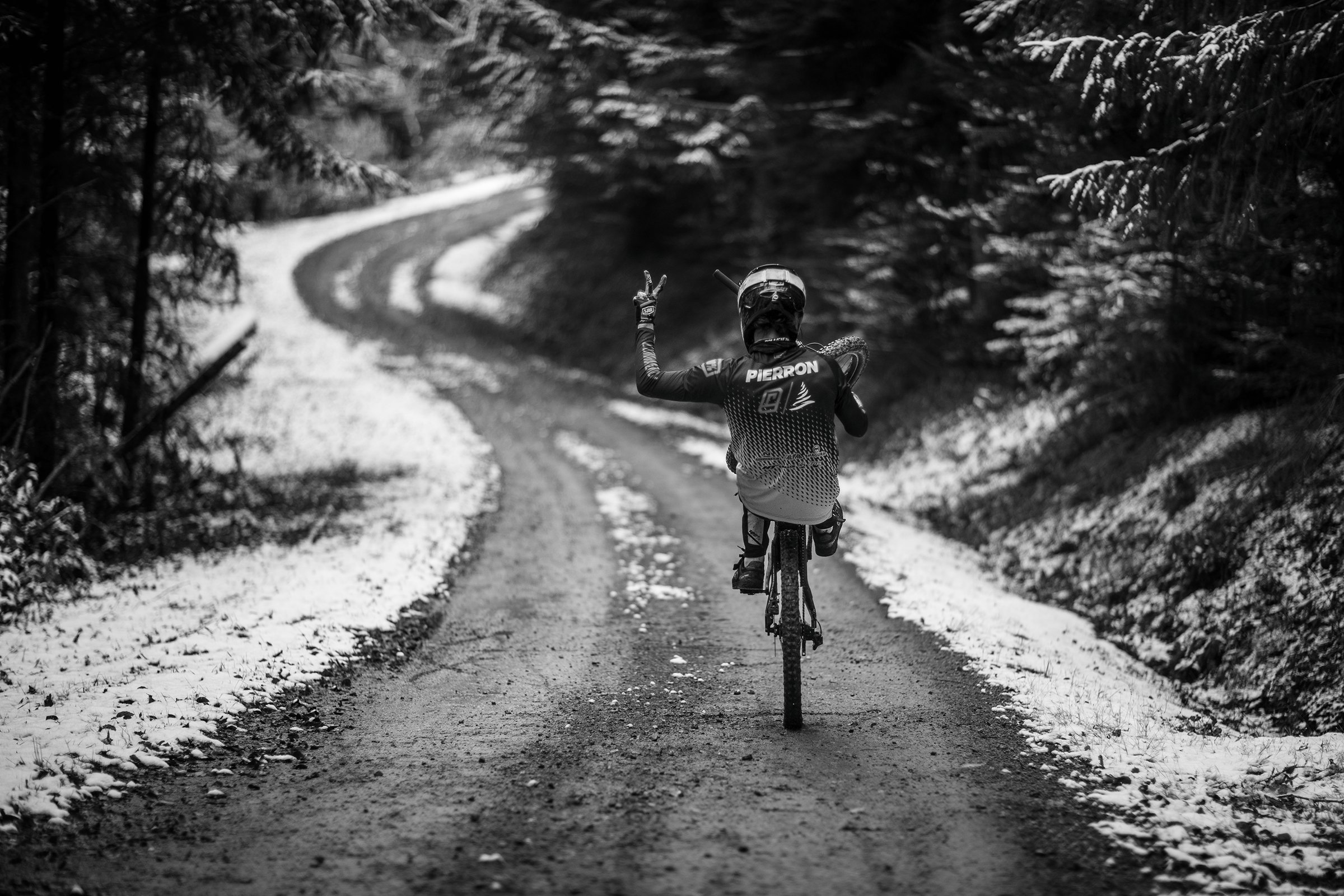 Amaury Pierron - Commencal Supreme DH