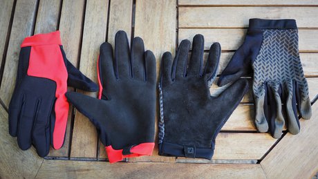 Bontrager Evoke VS Rhythm Gloves NSMB AndrewM (5).JPG