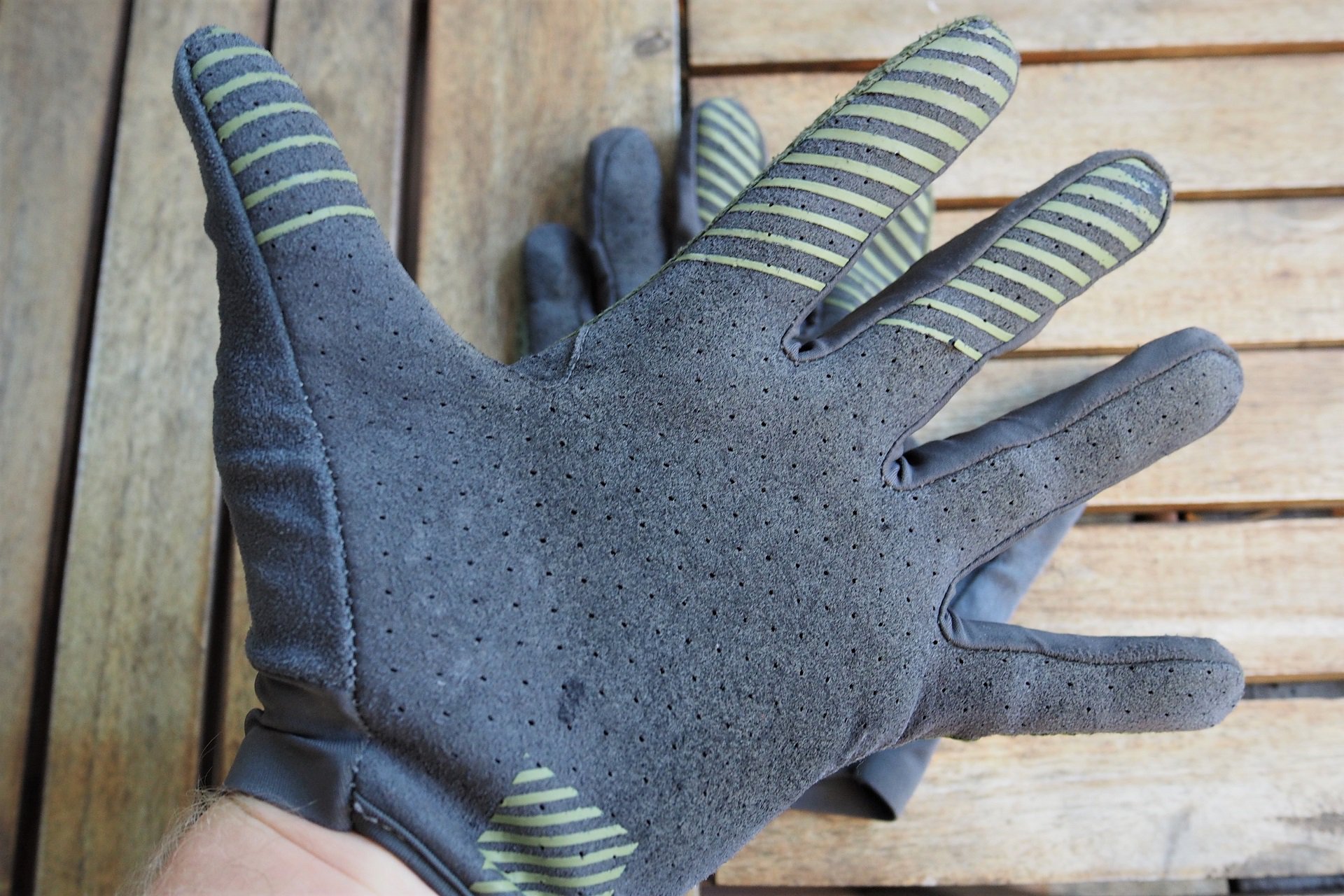 Bontrager store mtb gloves