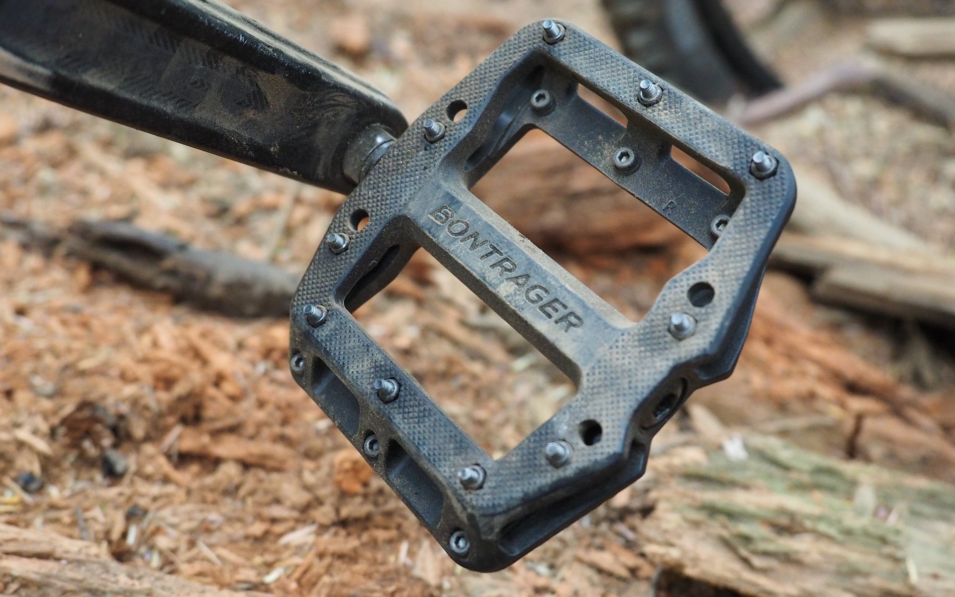 bontrager flat pedals