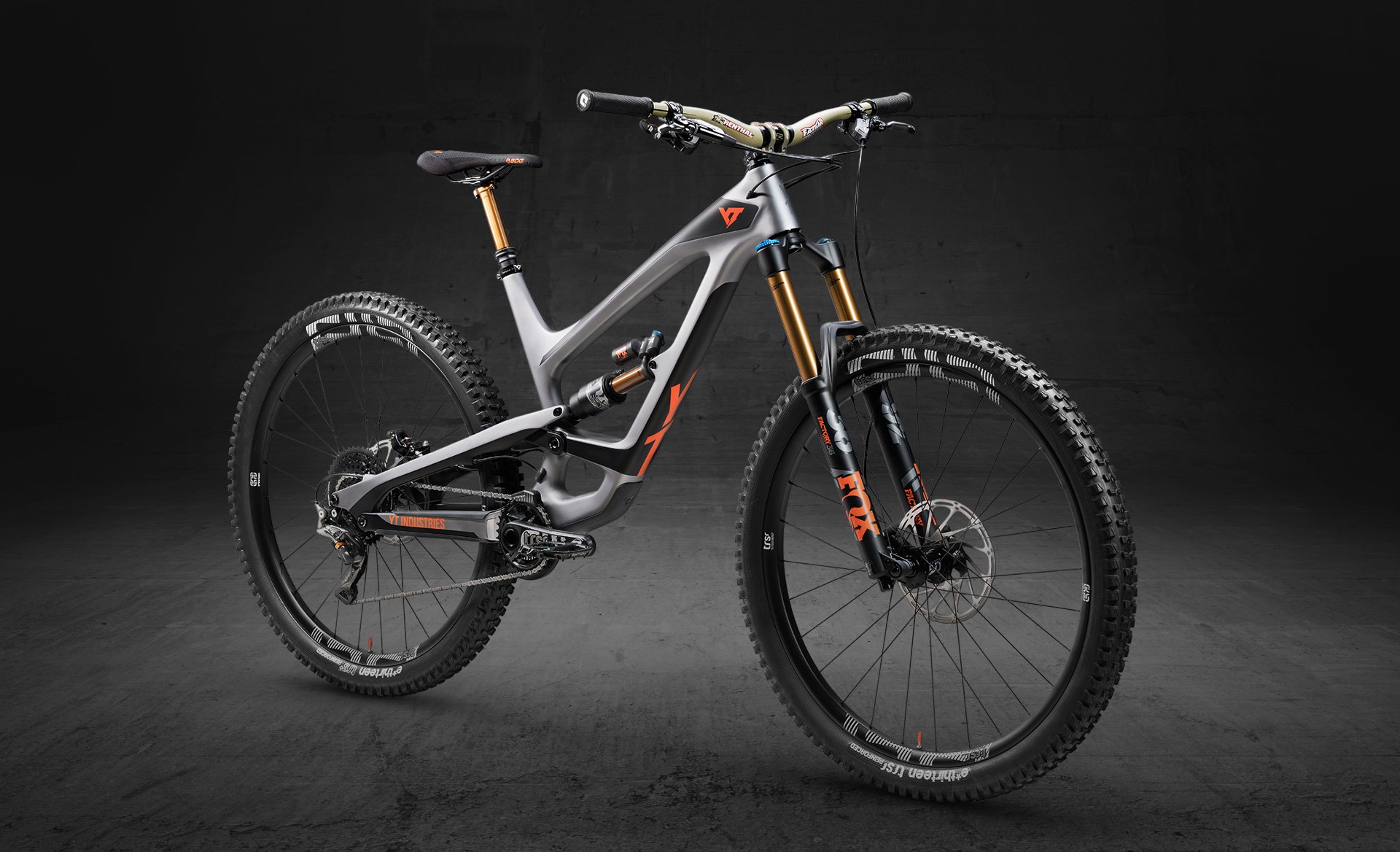 YT Capra 29 CF Pro Race three-quarter