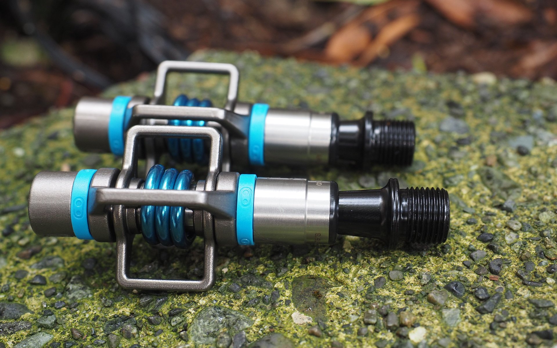 egg beater mountain bike pedals