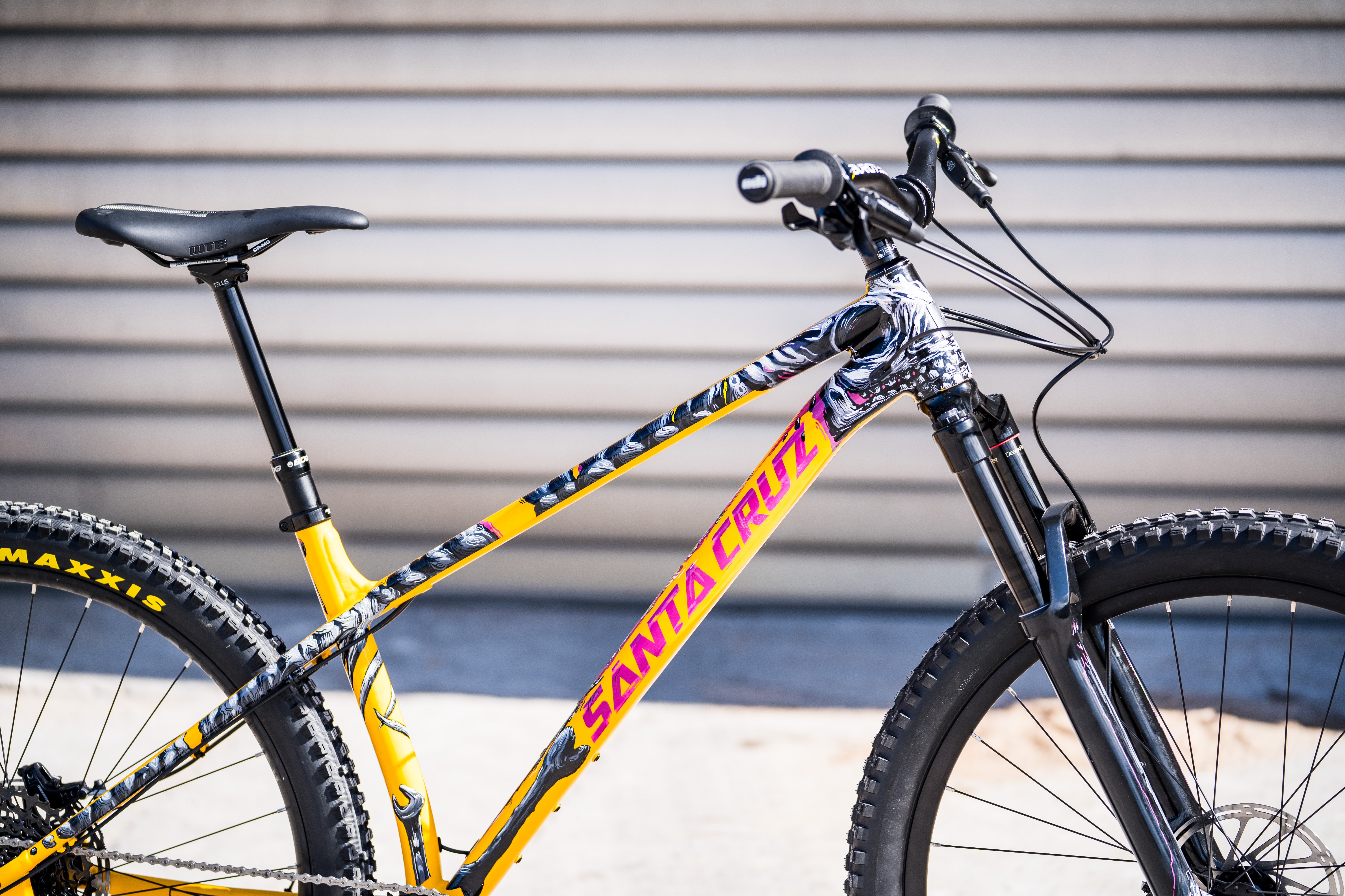 The New Santa Cruz Bicycles Chameleon Has Arrived