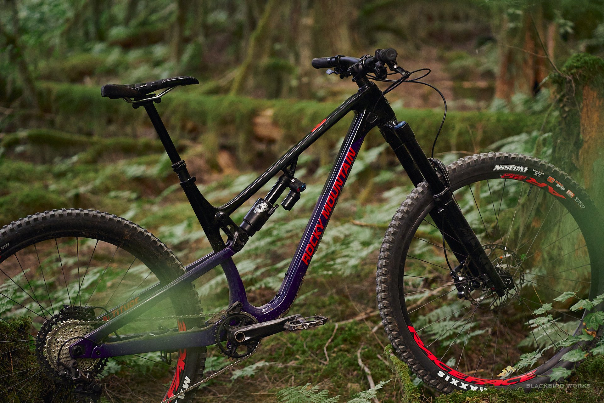 Enduro bike rocky online mountain