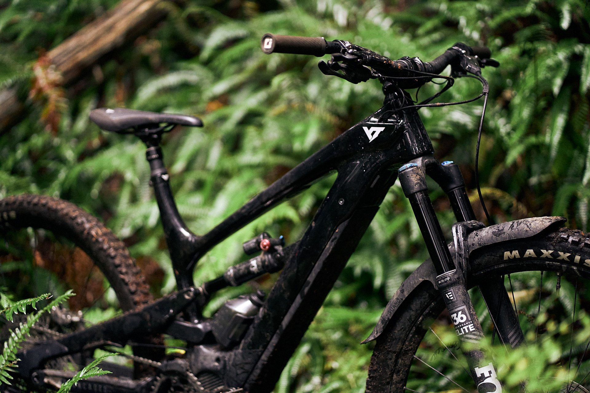 2020 YT Decoy eMTB