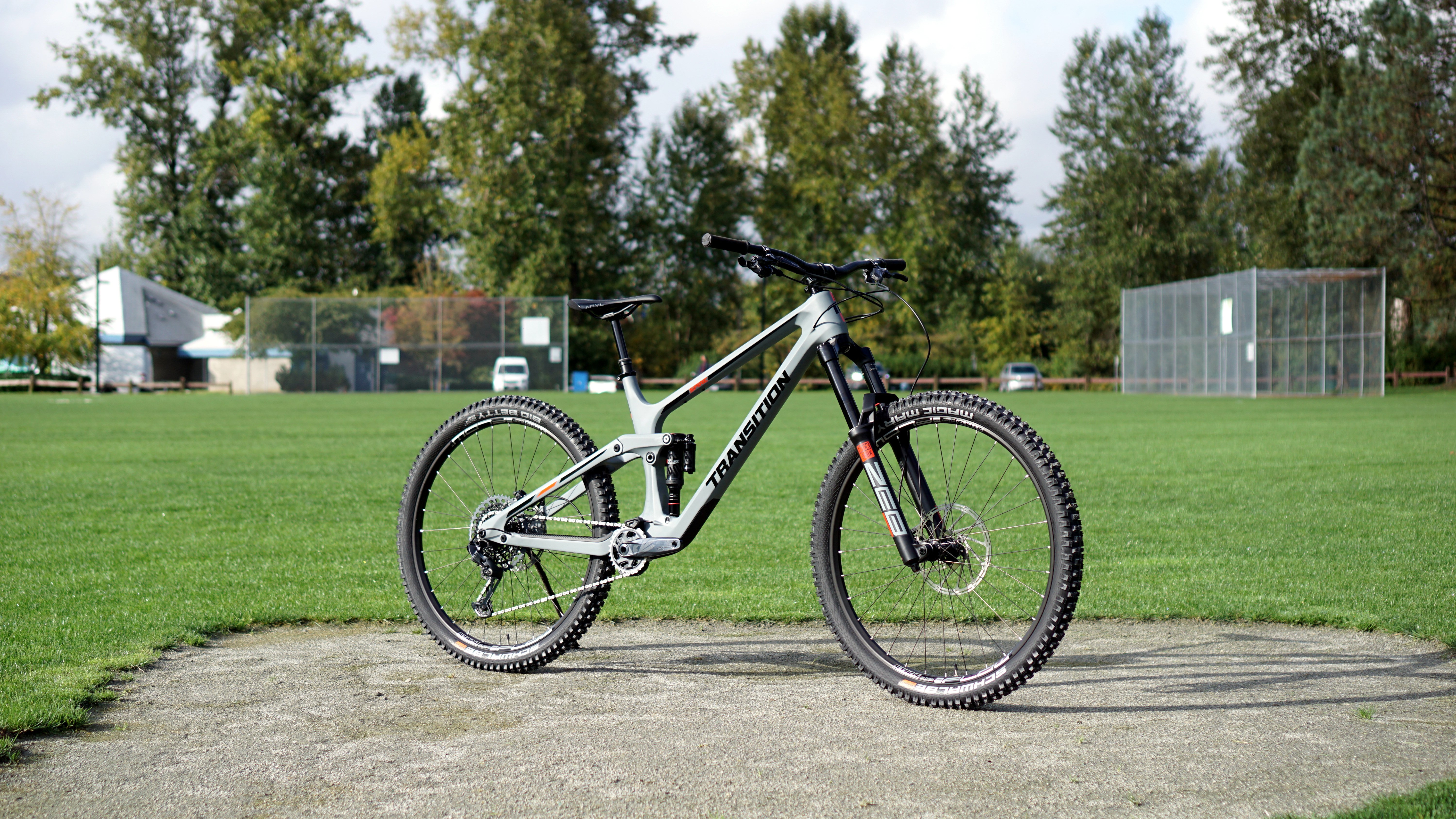 Transition Spire Carbon // Bike Review 