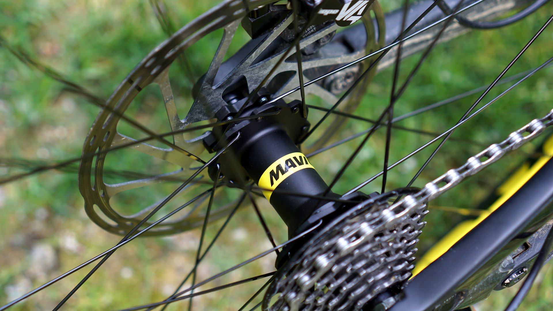 2024 Mavic Deemax DH YLW Wheelset