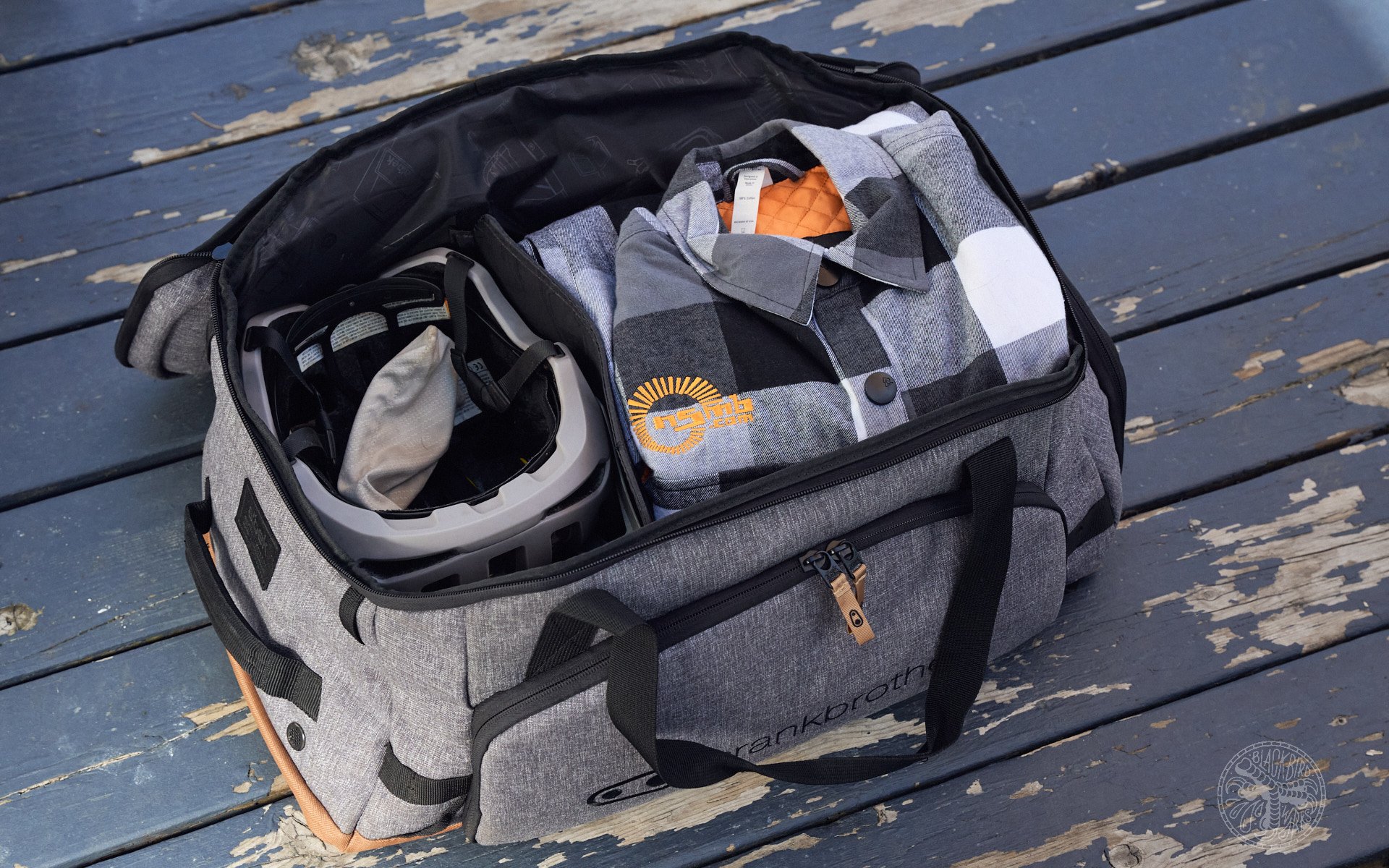 Duffel bag with compartments on sale