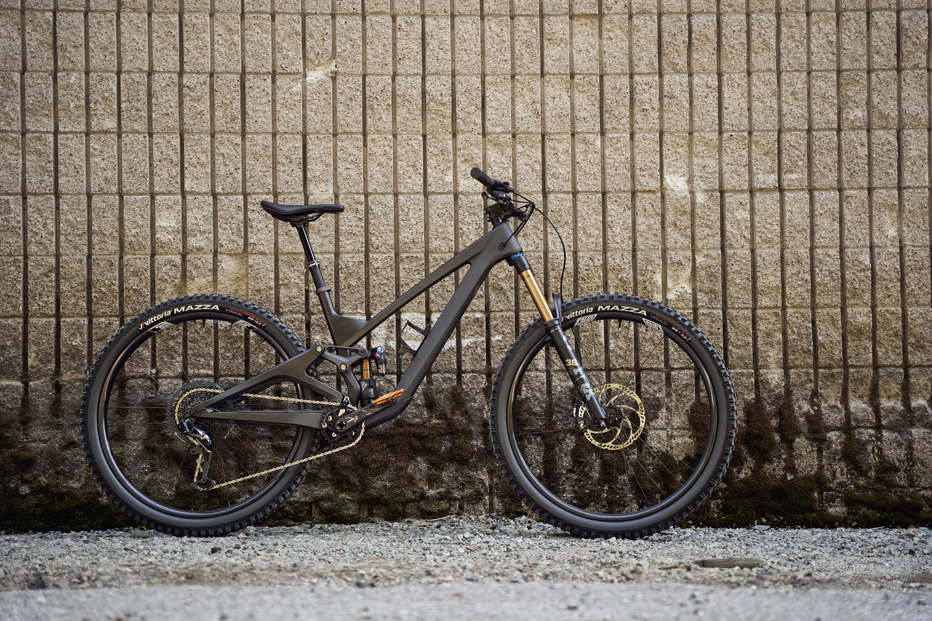 Giant brownstone bike online