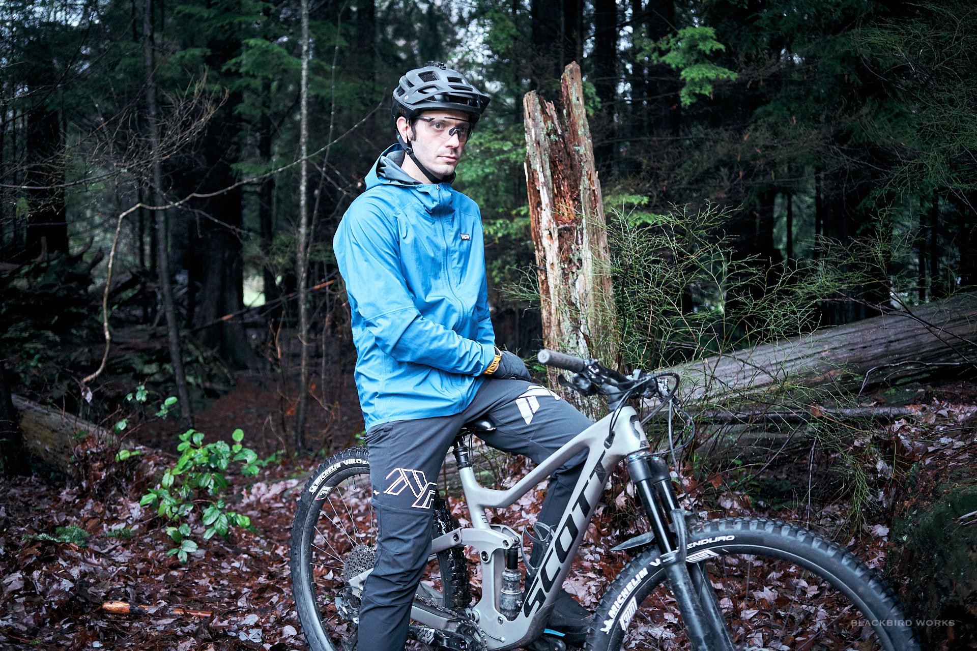 Patagonia hotsell mtb jacket