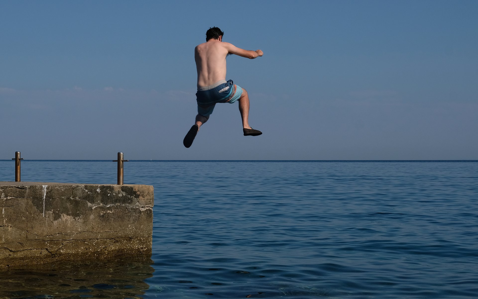 Selfie - Jumping into the water