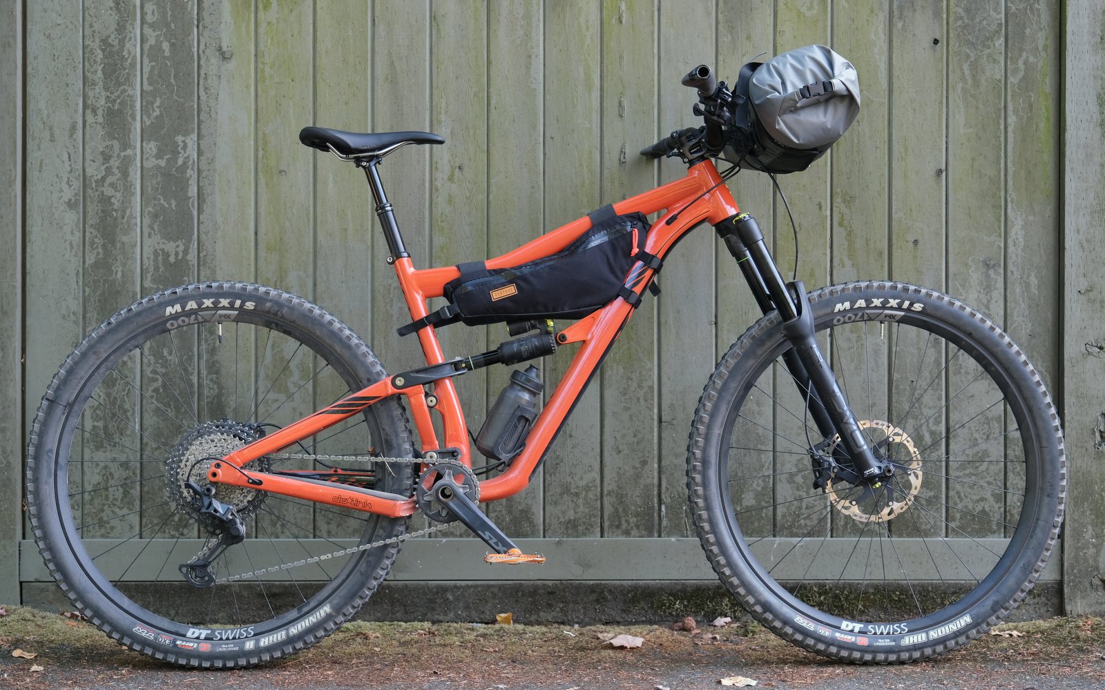 Bike frame bag: Exploring key features of the RAVE case