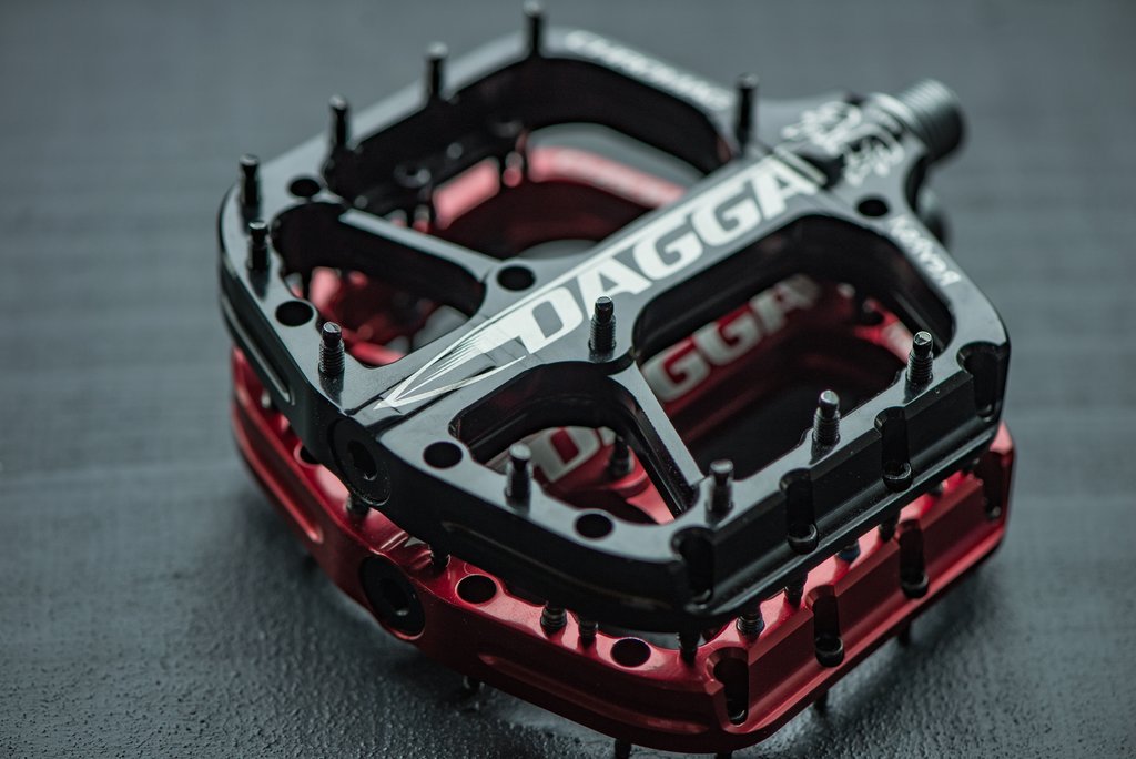 The New Dagga Flat Pedal from Chromag