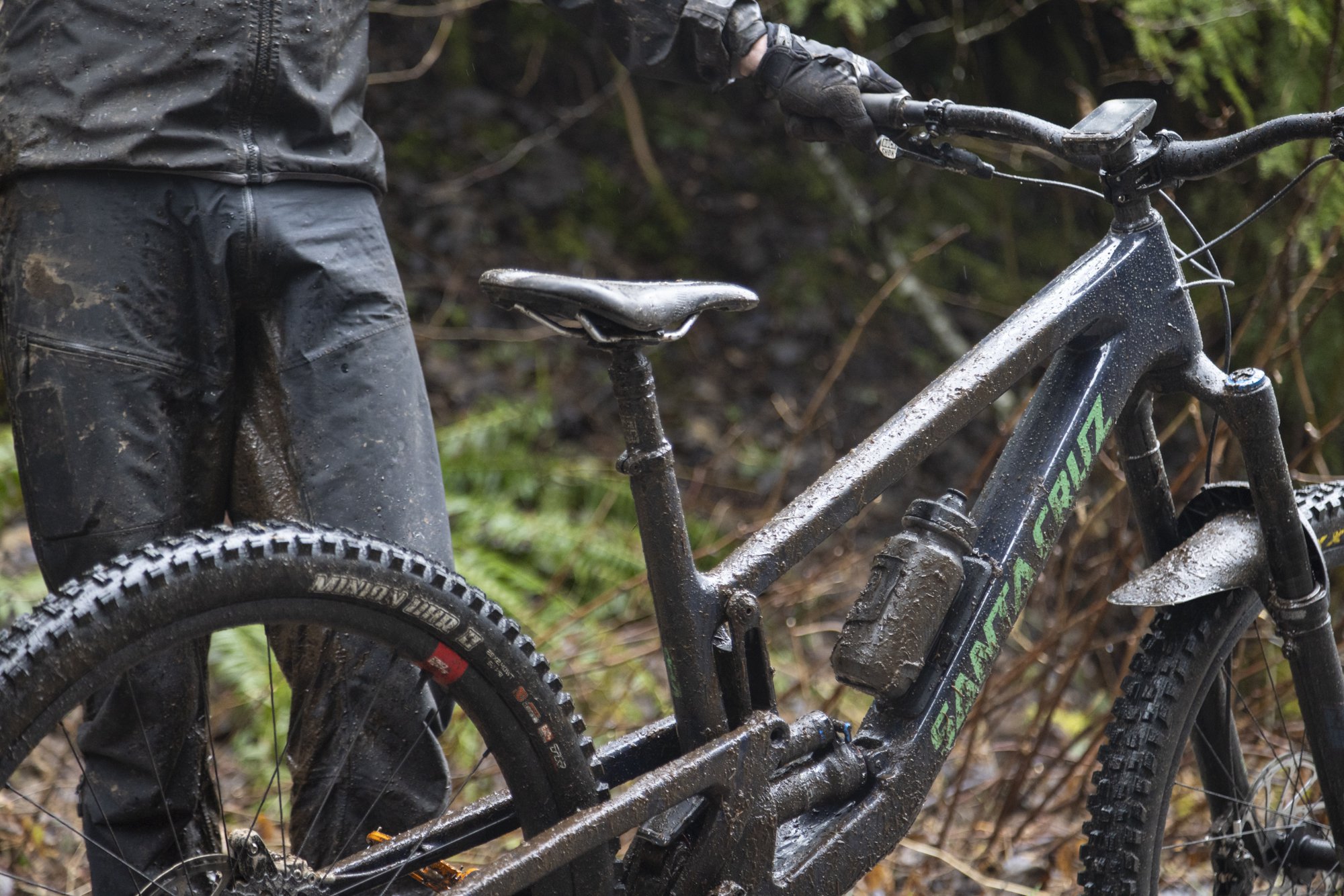 Tested : Ben's Santa Cruz Bullit CC XO1 Reserve Review.