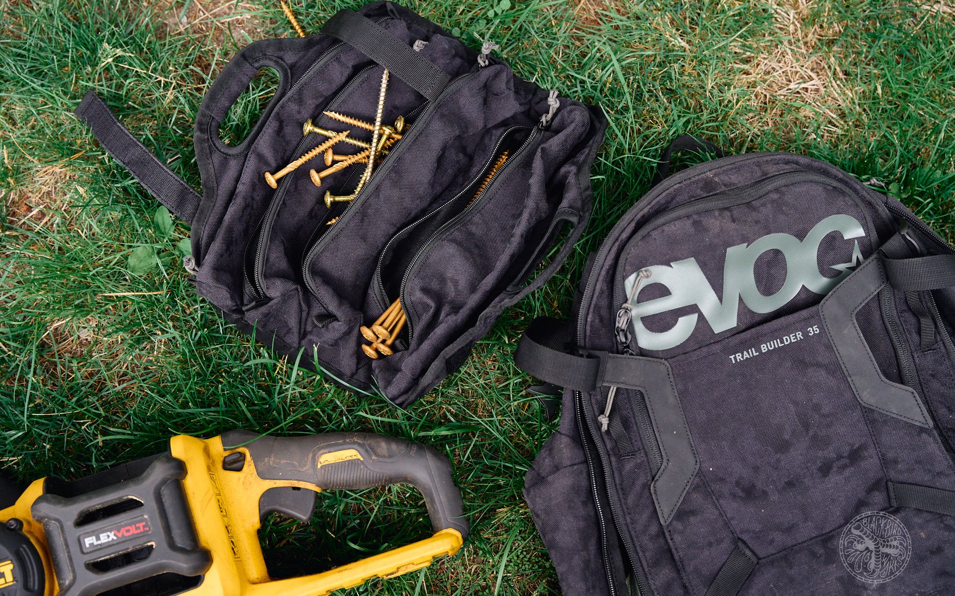 Deniz merdano evoc trail builder 35