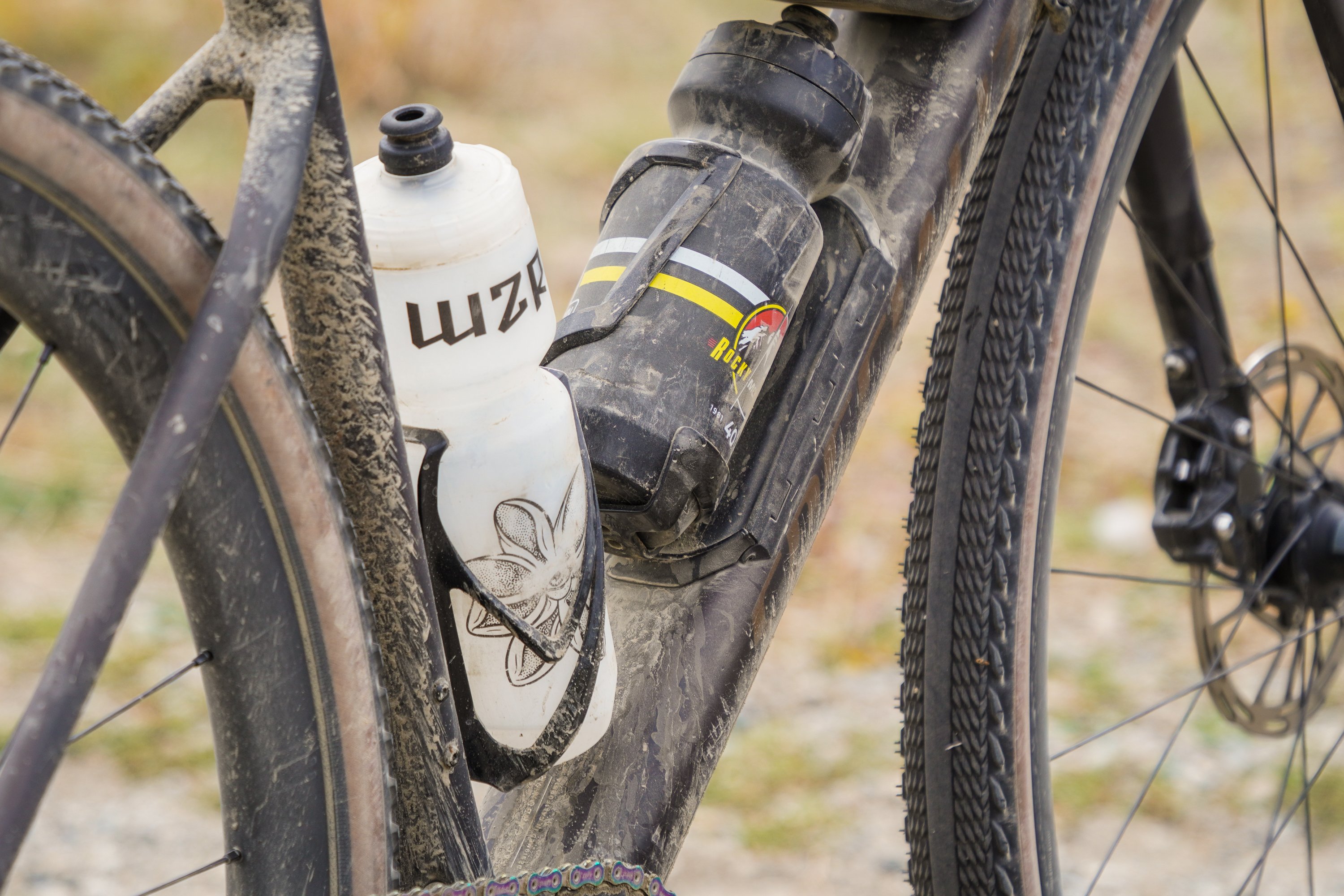 How to Clean Your Funky, Moldy Hydration Pack Reservoir - Singletracks  Mountain Bike News