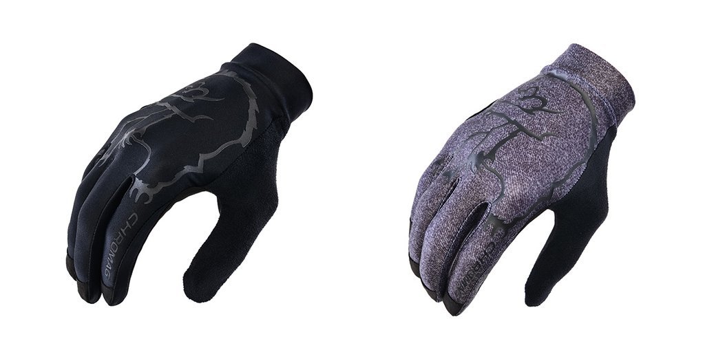 Gloves 1.jpg