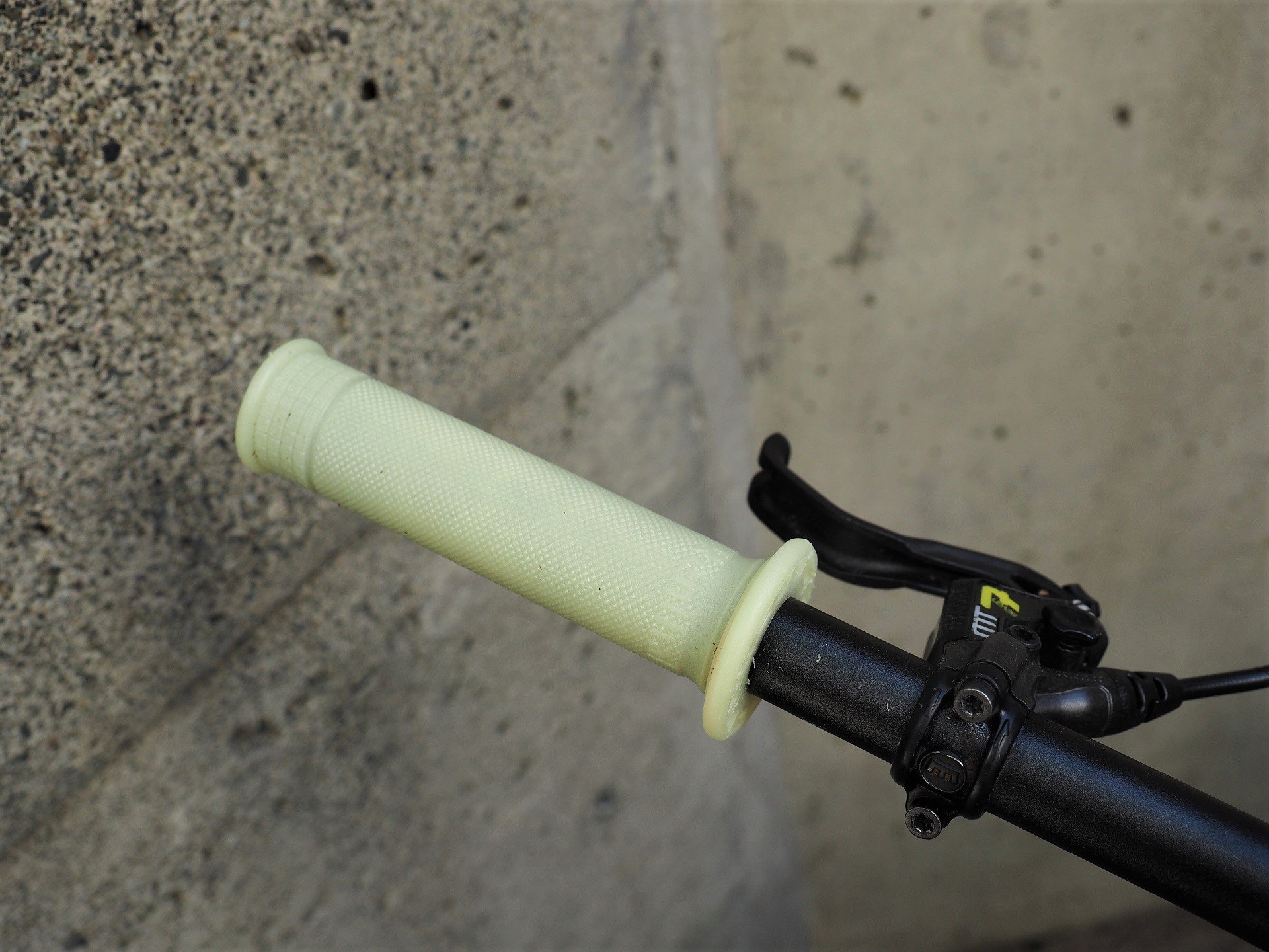 long handlebar grips