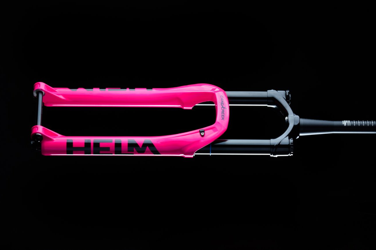 Helm.Mkii.PINK.LimRelease-2.jpg