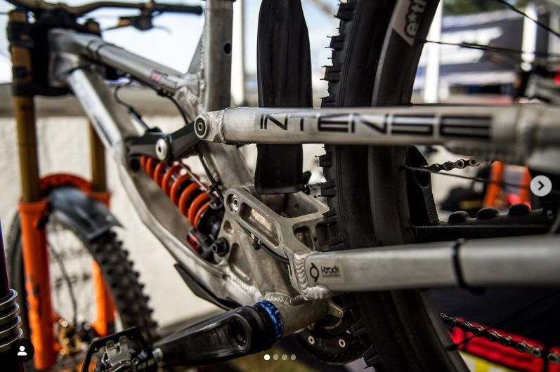 Intense DH Bike 2023 IntenseRacing