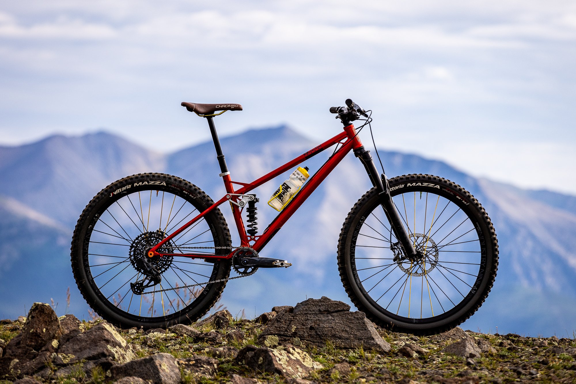 Atomik alpha mountain discount bike