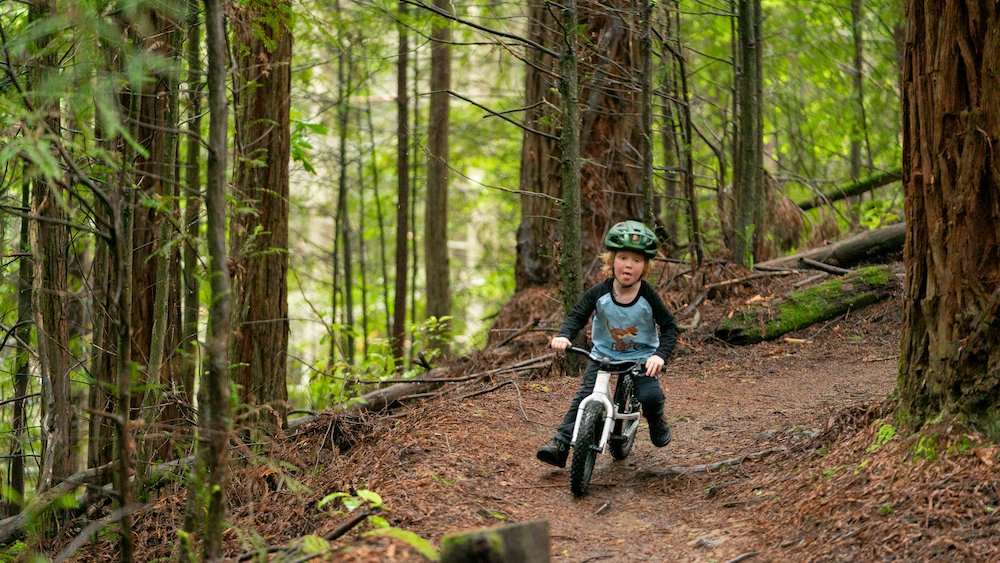KRS_Dirt Hero_ riding_Brook 1