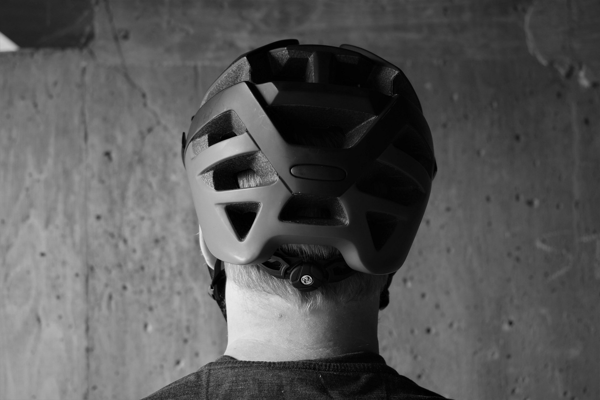 Test casco integrale Cratoni Interceptor 2.0: leggero e ventilato