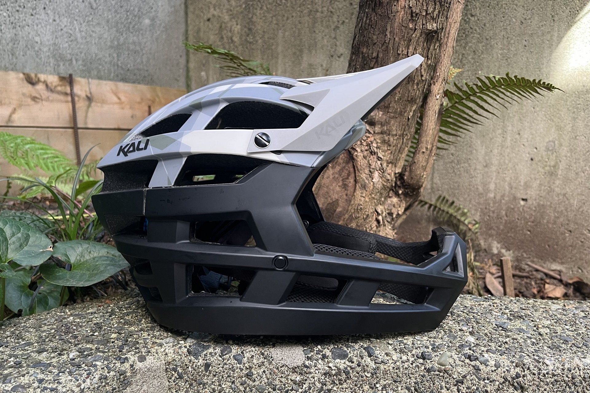 Kali Invader Full Face Helmet Visor Tilt NSMB Andrew Major (2)