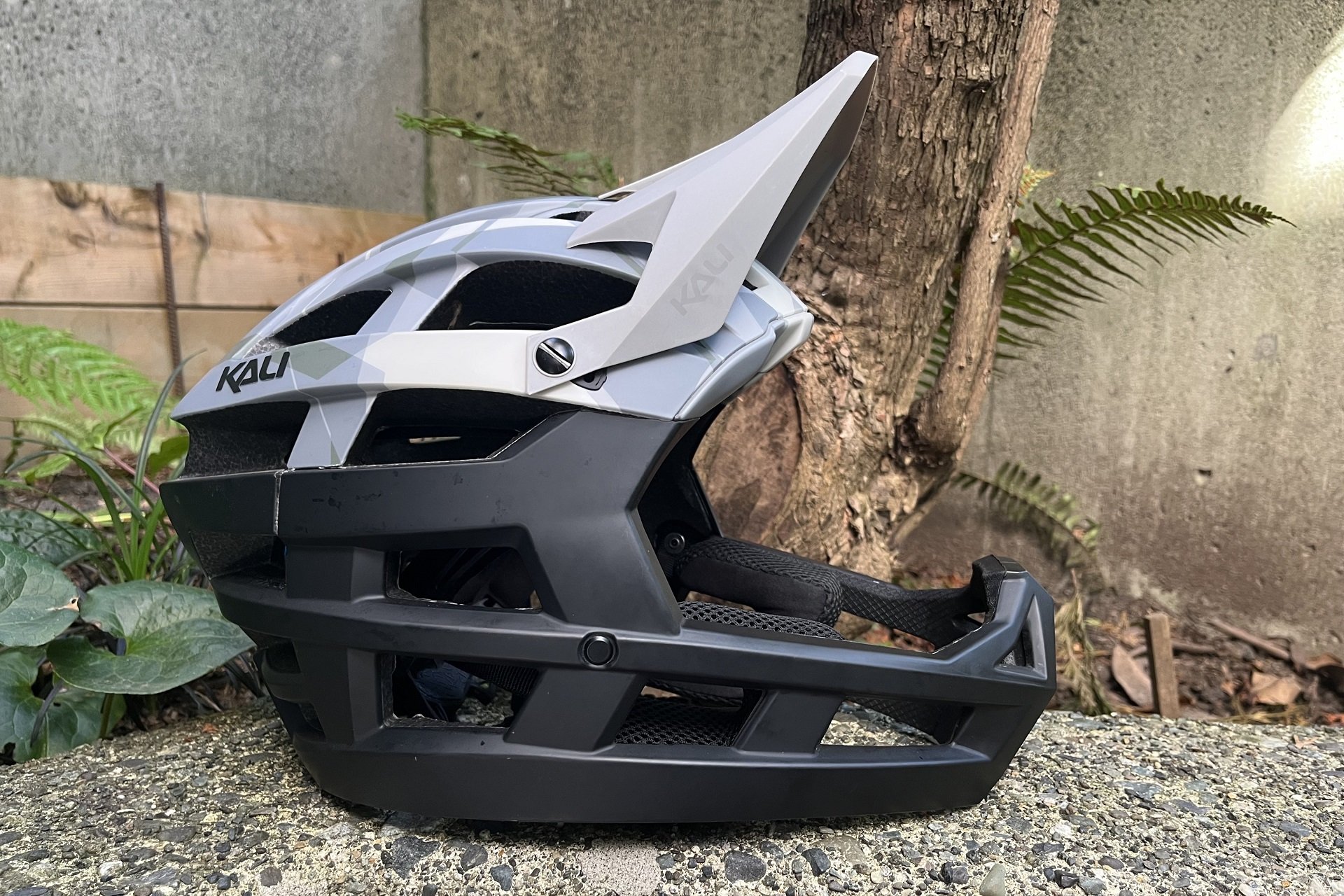 Kali protectives invader store helmet