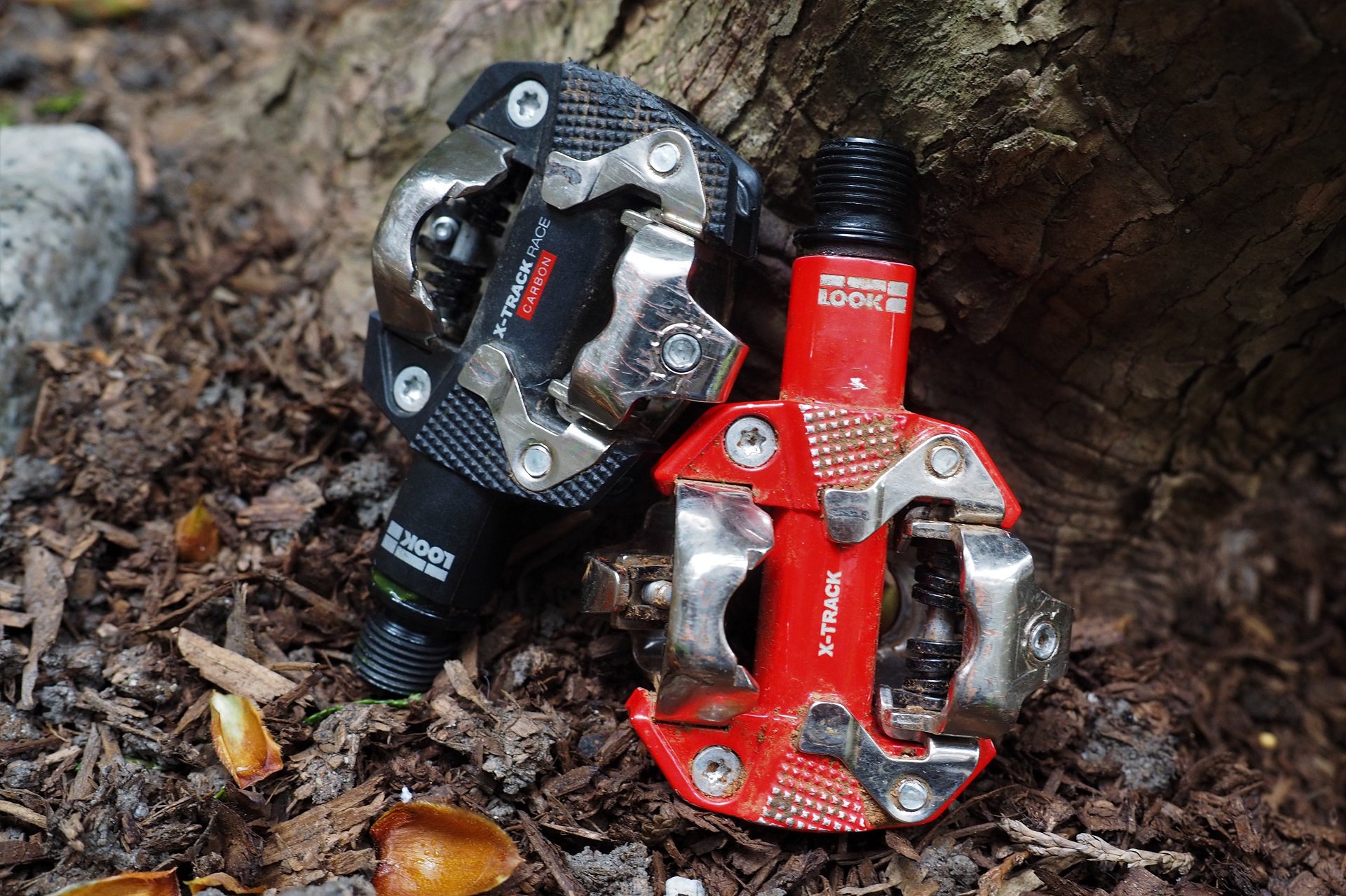 LOOK X-Track Pedals Carbon VS Aluminum