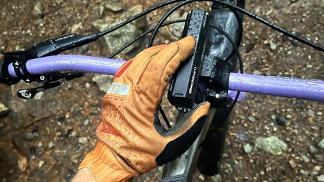 Apparel - Gloves Articles - North Shore Mountain Biking