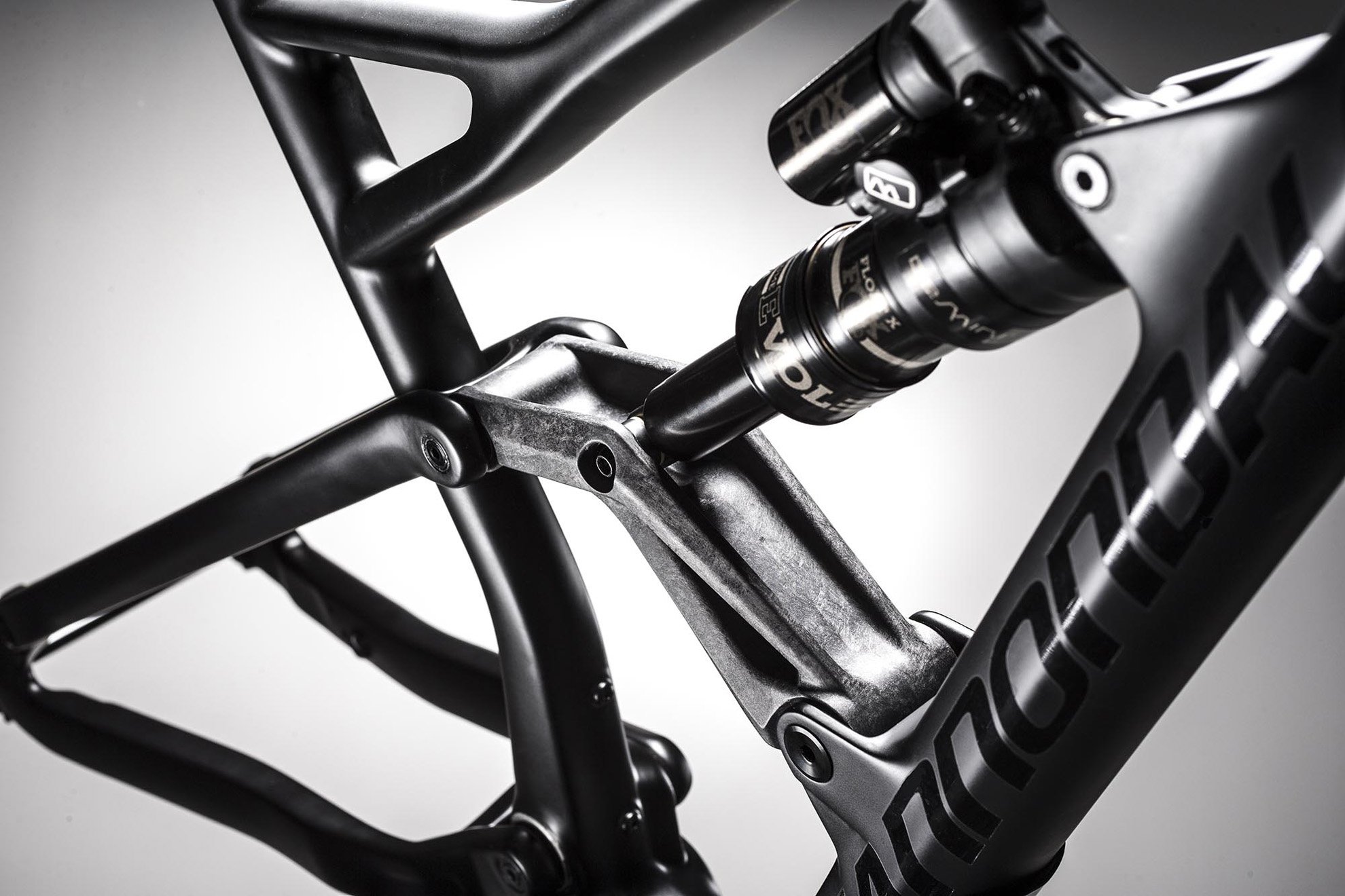 Cannondale キャノンデール TRIGGER JEKYLL 專用 FOX リア