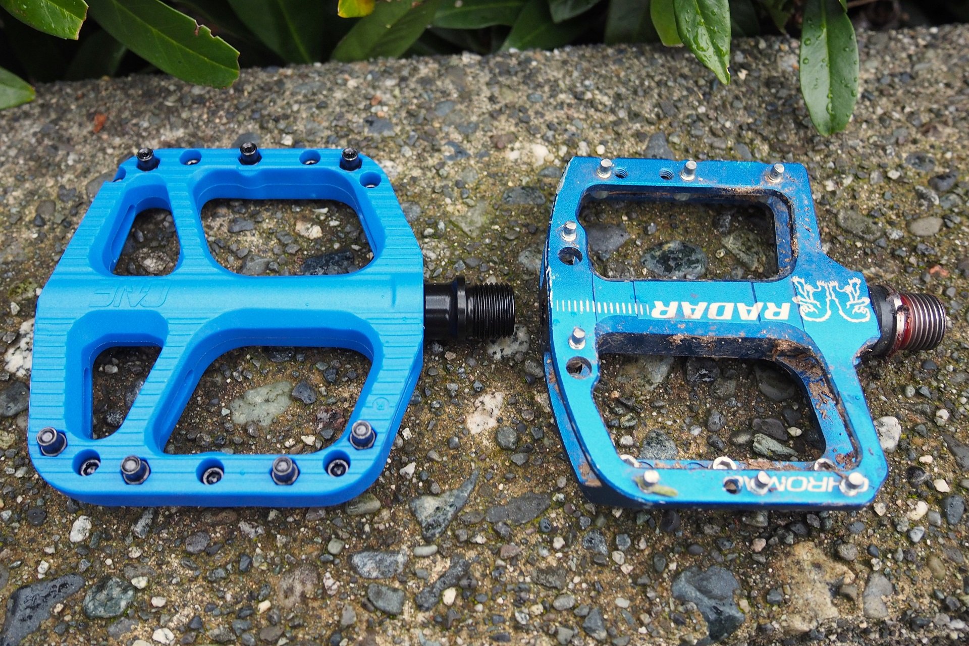 OneUp Composite Pedals For Smaller Feet