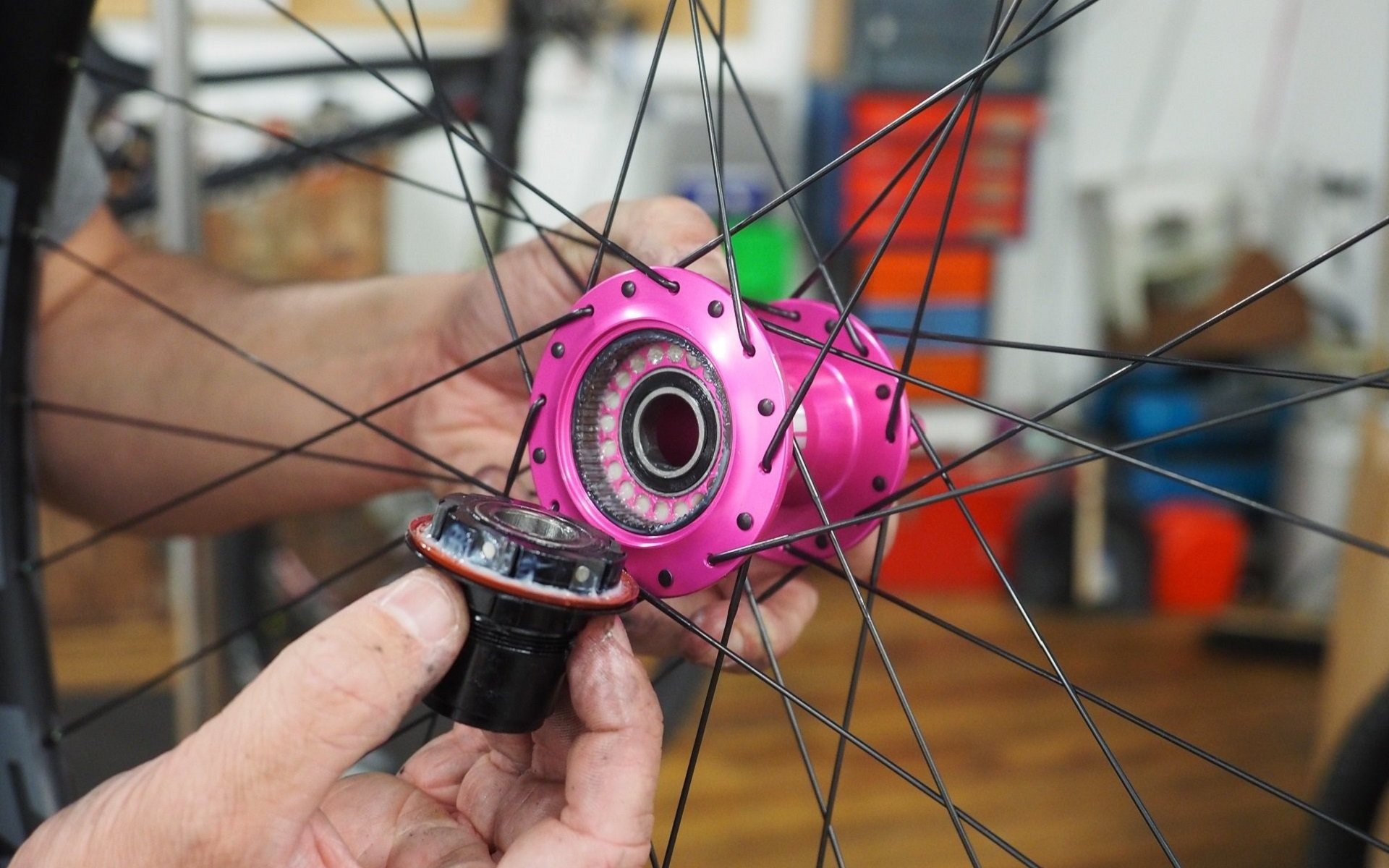 Bike wheel hub online