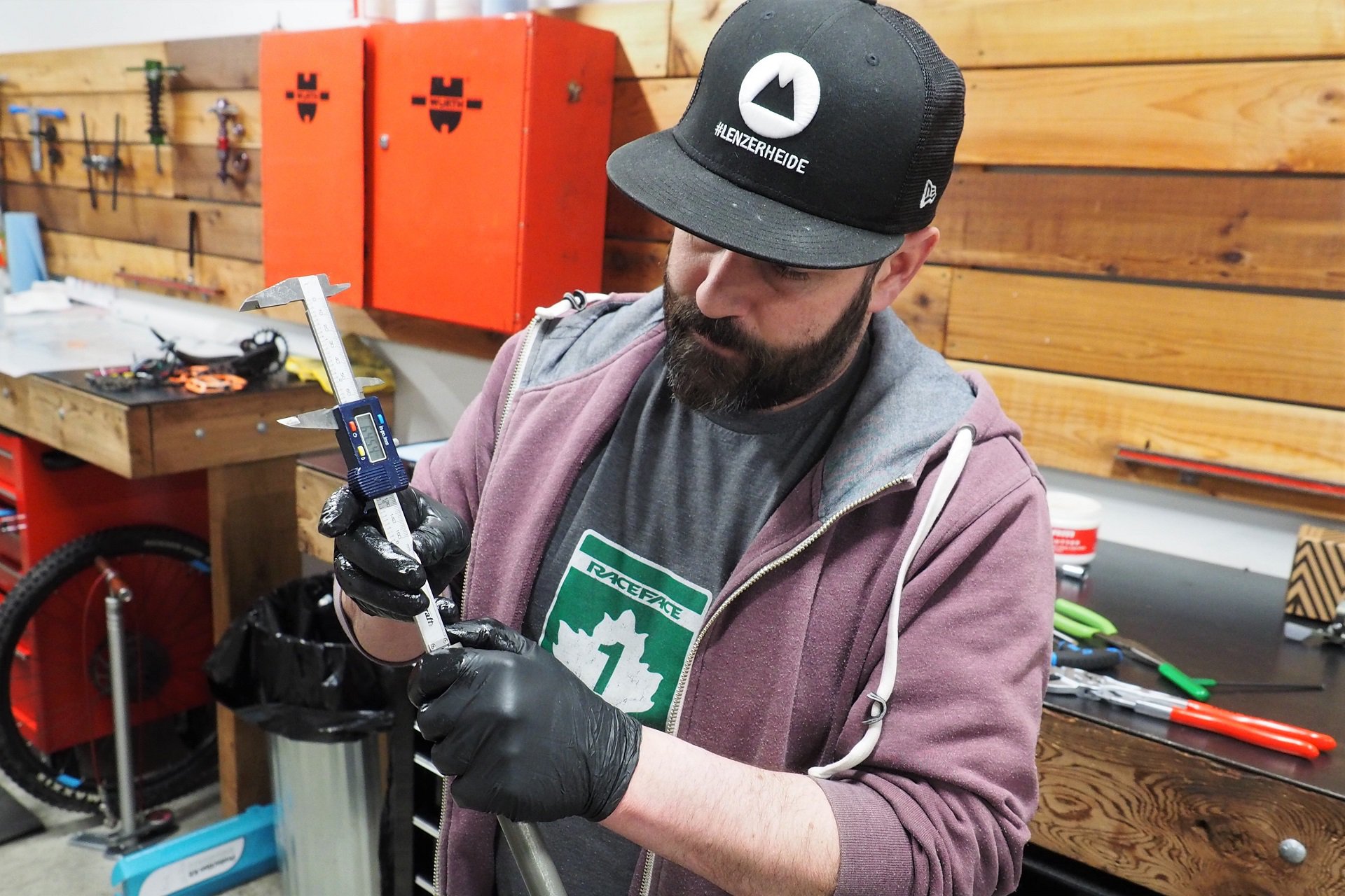 PNW Bachelor Dropper Post: Teardown