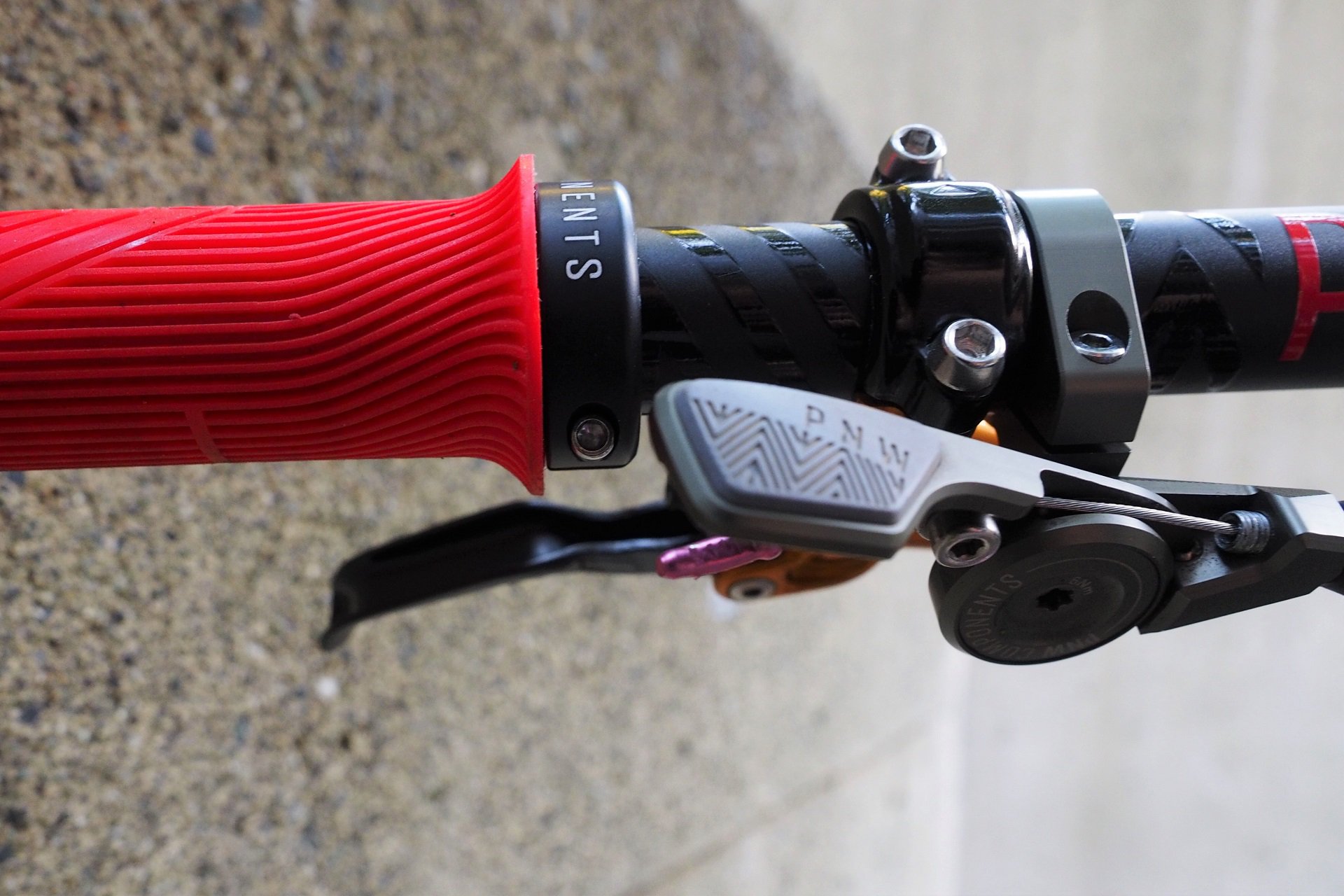 Pnw loam grips clearance review