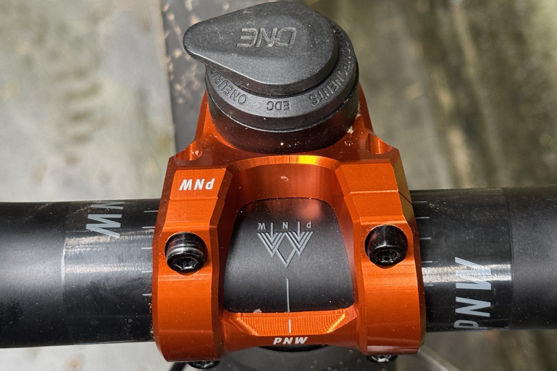 PNW Loam Stem and Range Handlebar