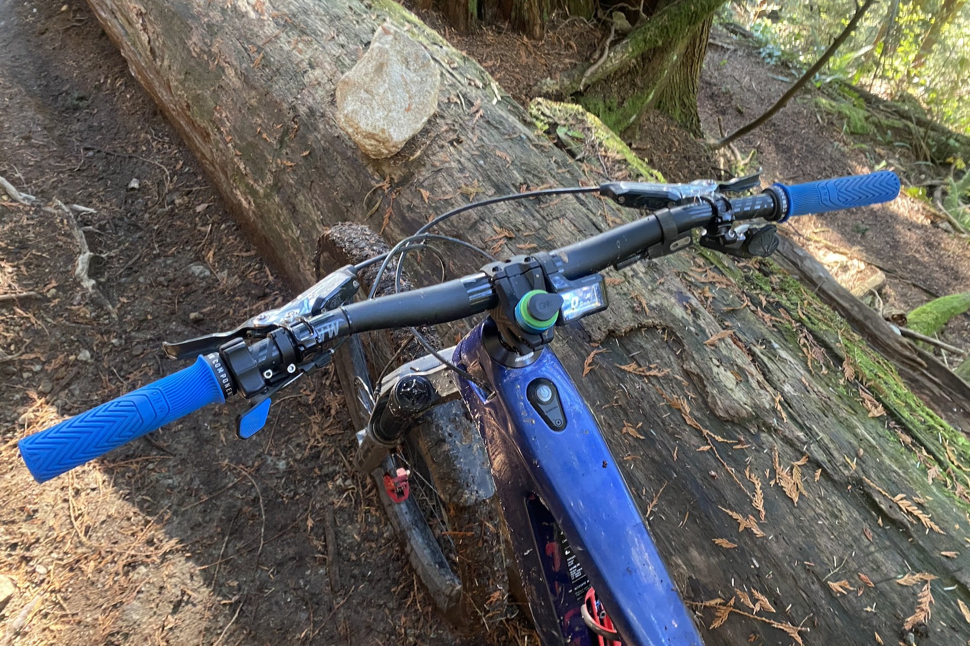 PNW components carbon handlebar testing
