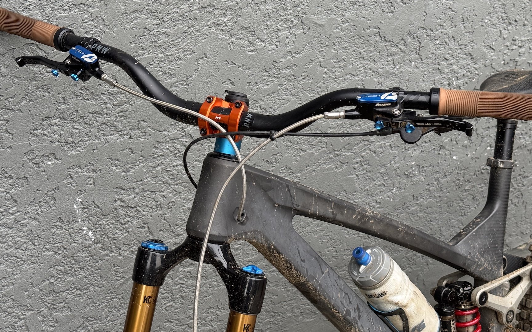 PNW Loam Stem and Range Handlebar