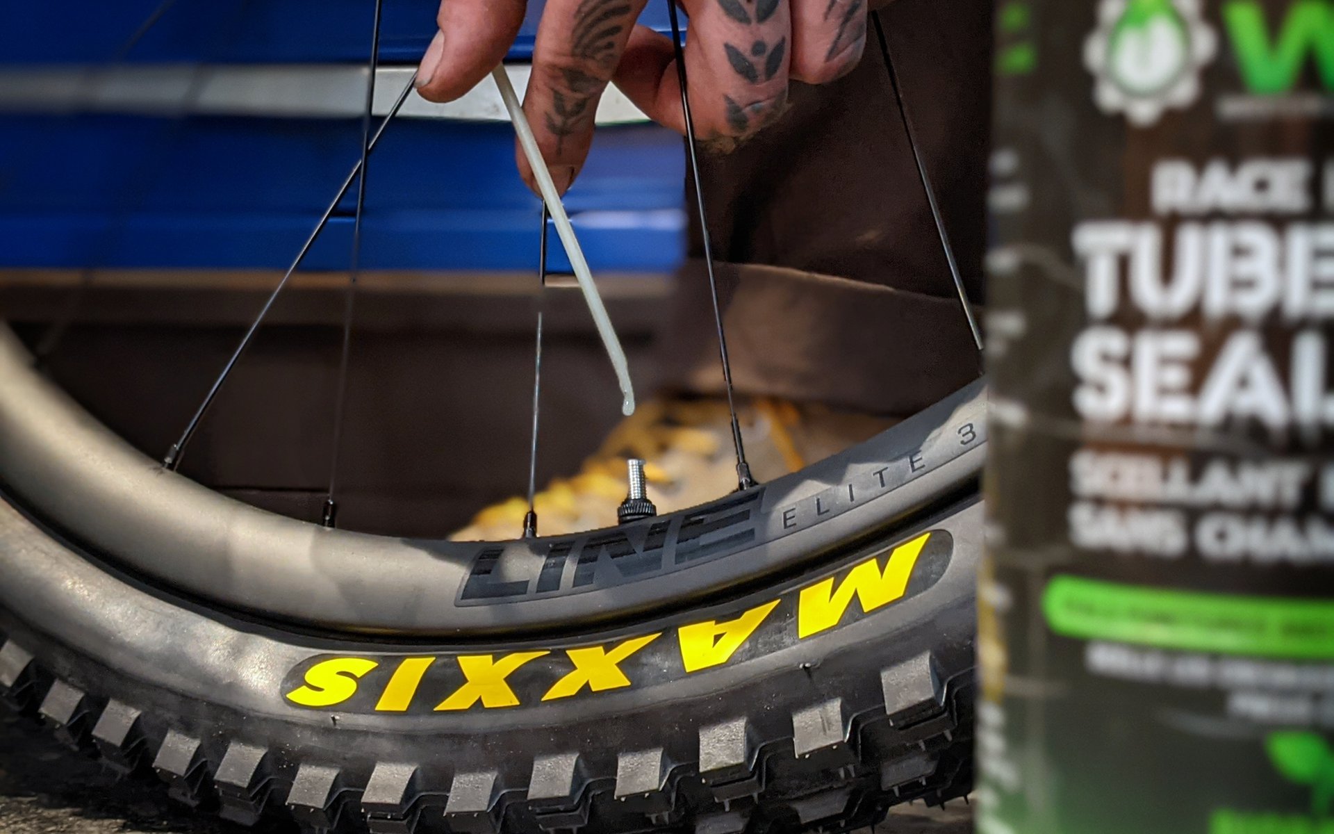 How do tubeless tires work?