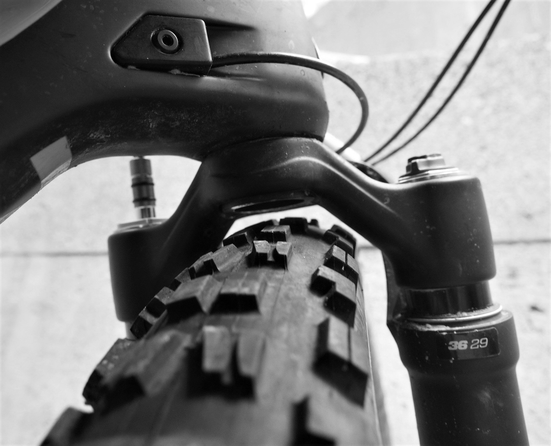 Mtb store tire clearance