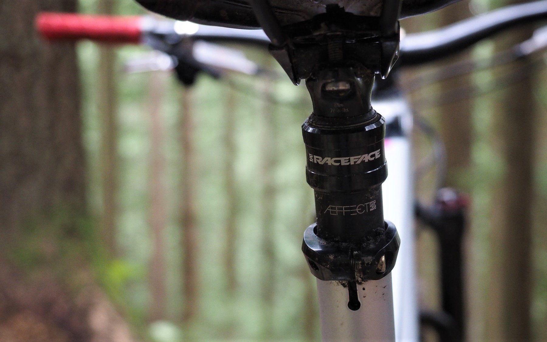 race face seatpost